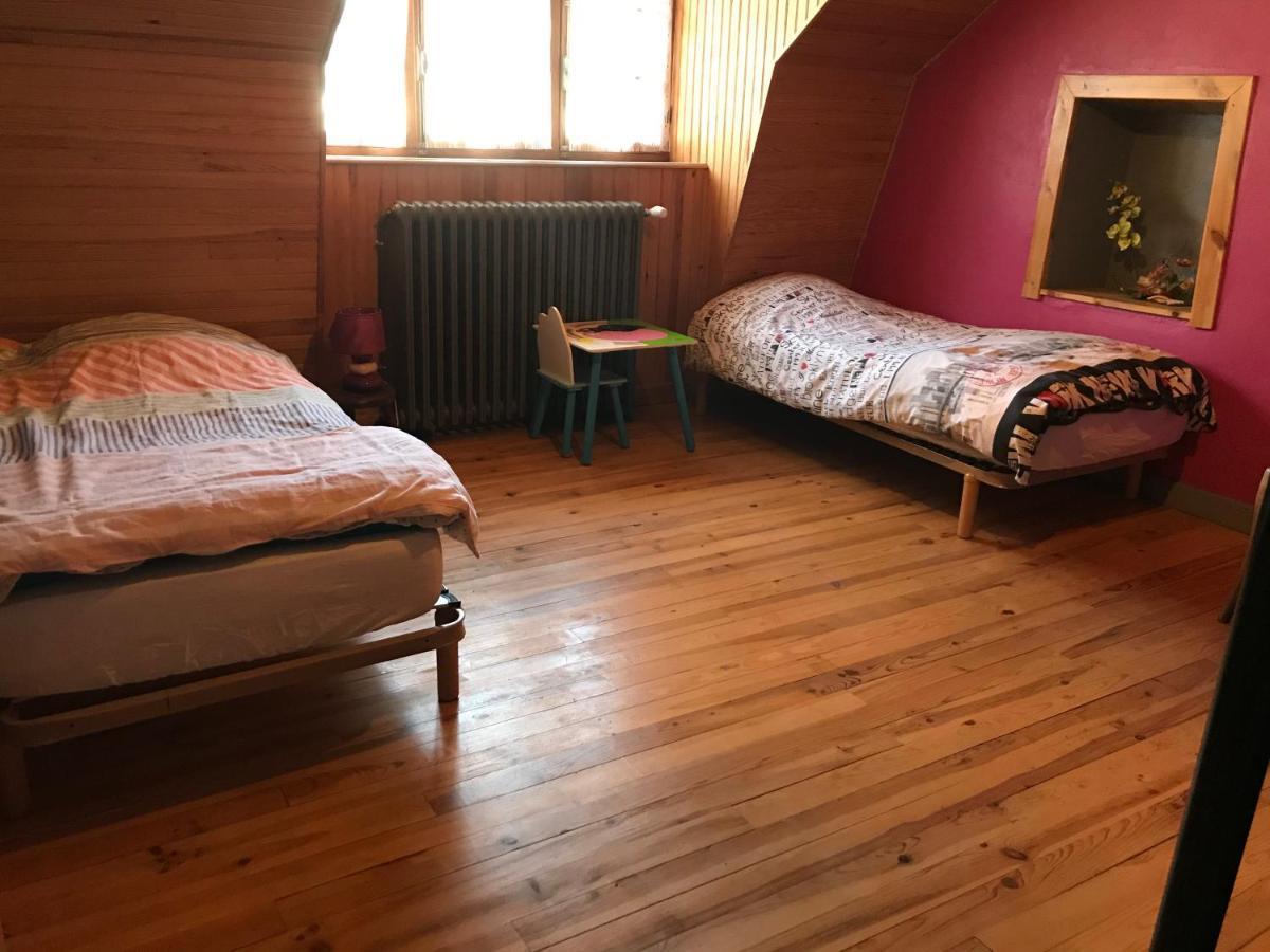 Gite Chez Regine Marcenat  Екстер'єр фото